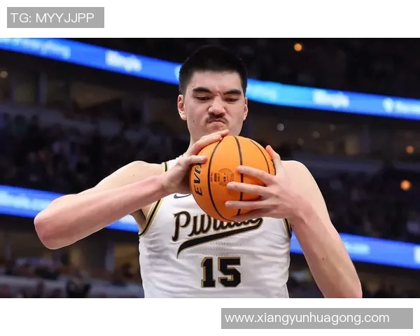 还有哪些篮球明星值得我们关注和喜爱他们的精彩表现与成就